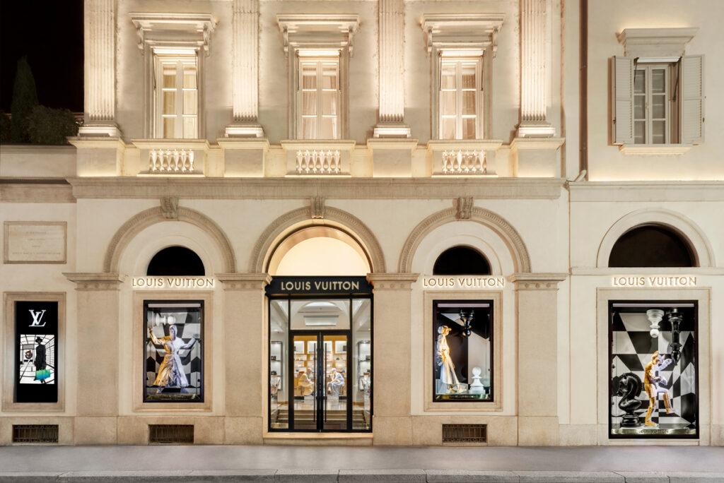 Louis Vuitton Flagship, Milan